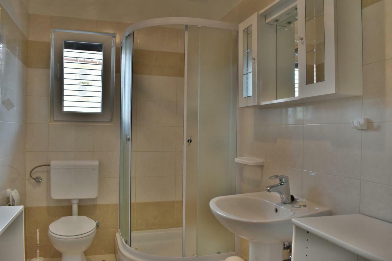 Apartments Lavandula Baska المظهر الخارجي الصورة