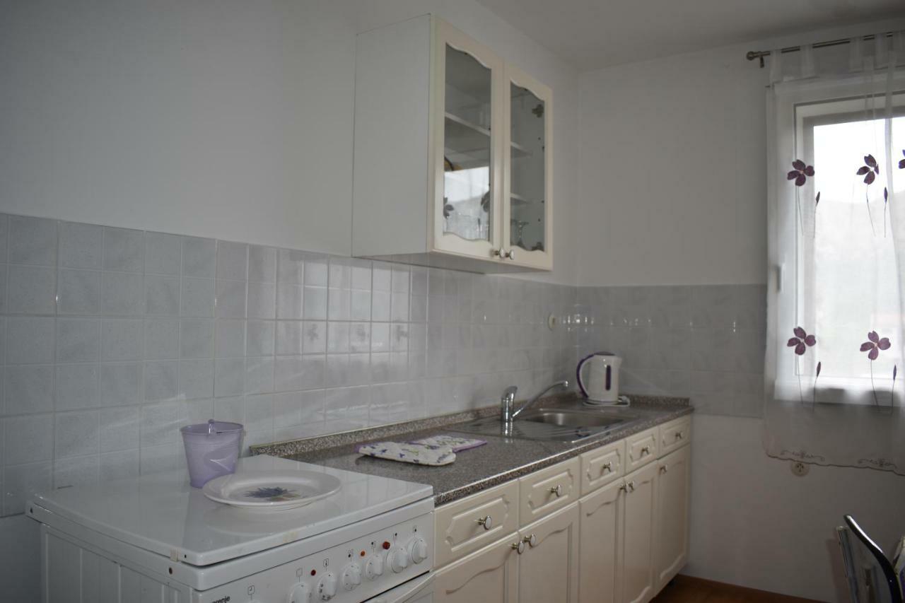 Apartments Lavandula Baska المظهر الخارجي الصورة