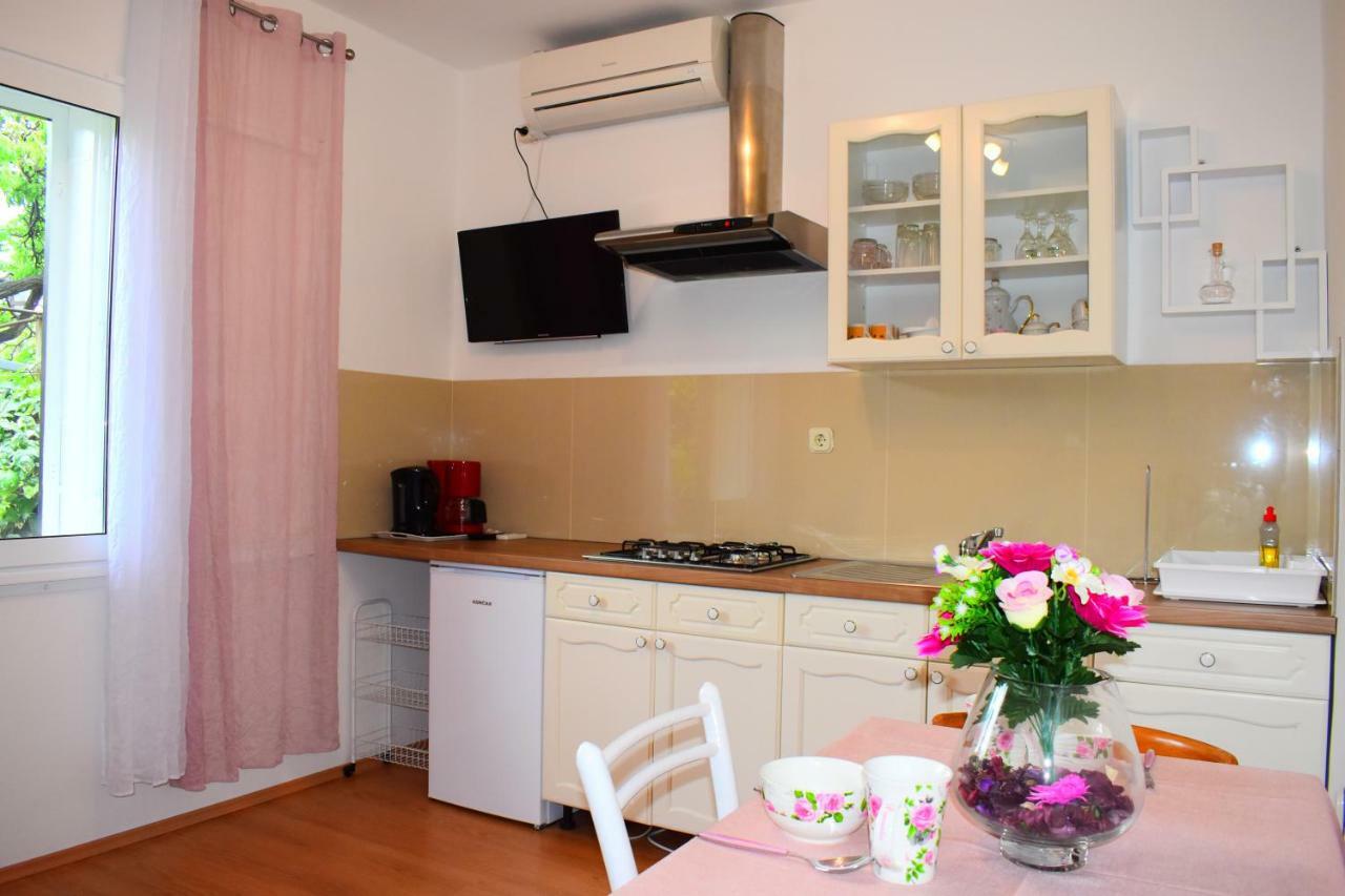 Apartments Lavandula Baska المظهر الخارجي الصورة