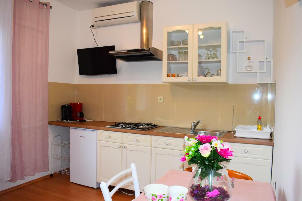 Apartments Lavandula Baska المظهر الخارجي الصورة