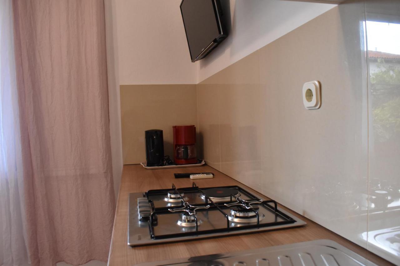 Apartments Lavandula Baska المظهر الخارجي الصورة